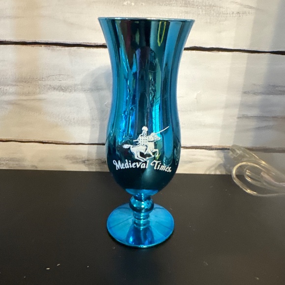 Medieval Times glass cup - Picture 1 of 3
